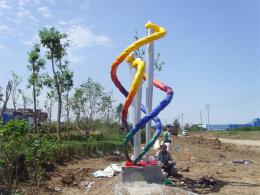 hj1738 不銹鋼雕塑-針線之魅_青島國際服裝城不銹鋼雕塑、石雕、玻璃鋼雕塑_濱州宏景雕塑有限公司